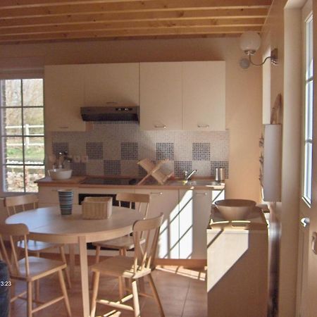 Gite De La Ferme Dufresne Bernieres Bagian luar foto